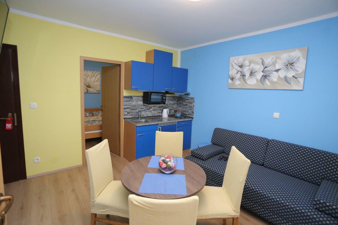 Apartmani Ksenija 크레핀스키타플리스 외부 사진